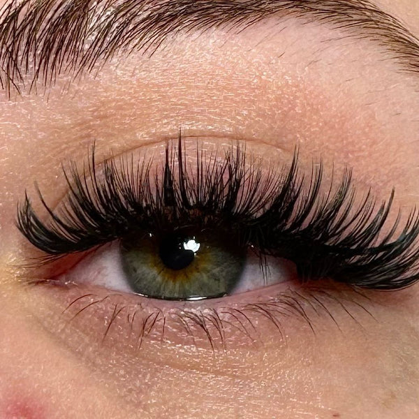 Veloura™ Magnetic Lashes